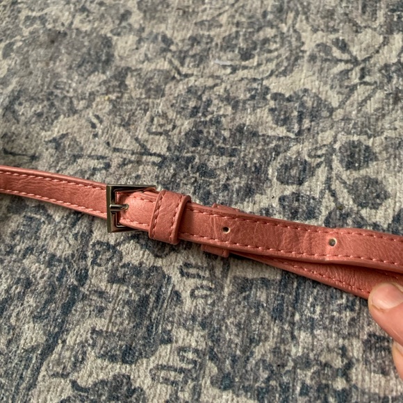 PINKSTIX crossbody / wallet on a string - Picture 5 of 8